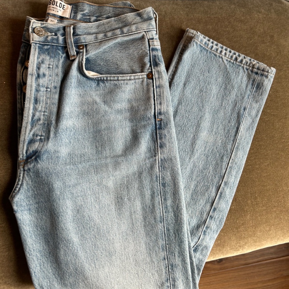 Agolde Riley High Rise Straight Crop Jeans in Renewal